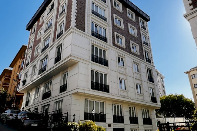 Fikri Göze Sokak Taba Apartmanı
