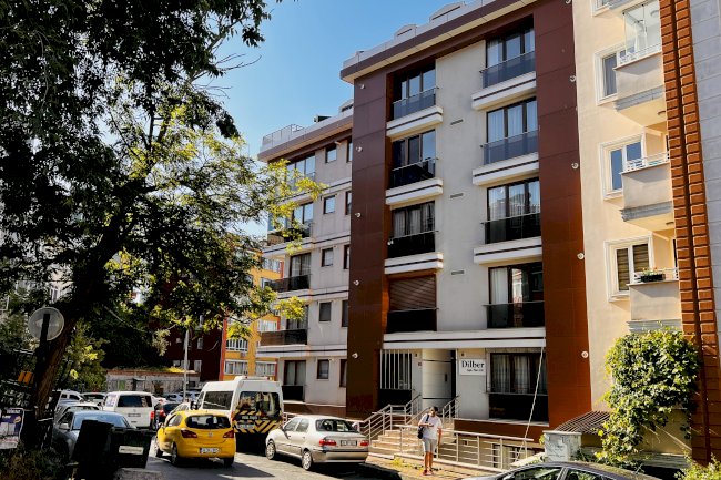 Fikri Öneş Sokak Dilber Apartmanı