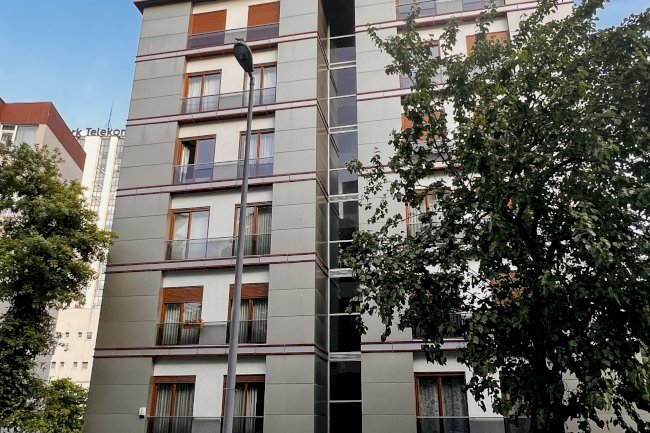 Süleyman Bey Sokak Zehra Apartmanı