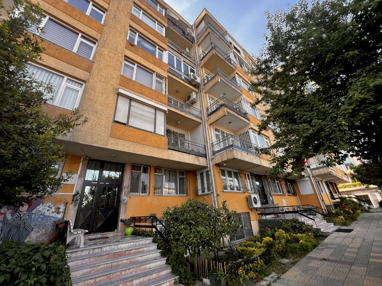 Barbaros Bulvarı Lale Aparmanı