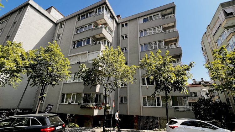 Mevlüt Pehlivan Sokak Yılmaz Sibel Apartmanı