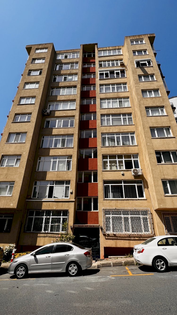 Vefabey Sokak Nur Apartmanı